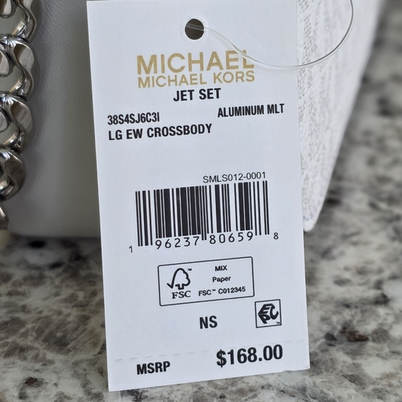 Michael Kors Jet Set Logo Color-Block LG Crossbody - Picture 5 of 6